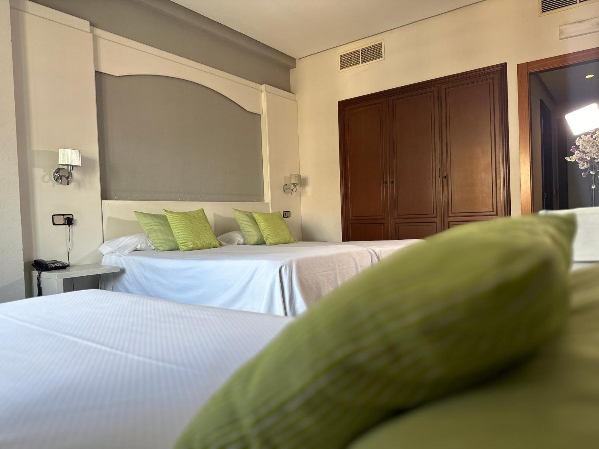 Hotel Mir Octavio Algeciras Zewnętrze zdjęcie